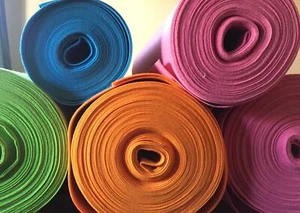 DICKER FILZ QUADRATISCHER METER 100 cm x 100 cm VERKAUFSABSTAND gemischte Wolle 3 mm - Bild 1 von 1