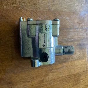 Schrader Bellows Pilot Solenoid Plug-In Replacement K175903549 w/Gasket - Picture 1 of 8
