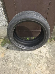 Pirelli P Zero 255 40 19  100 V AO - Bild 1 von 4