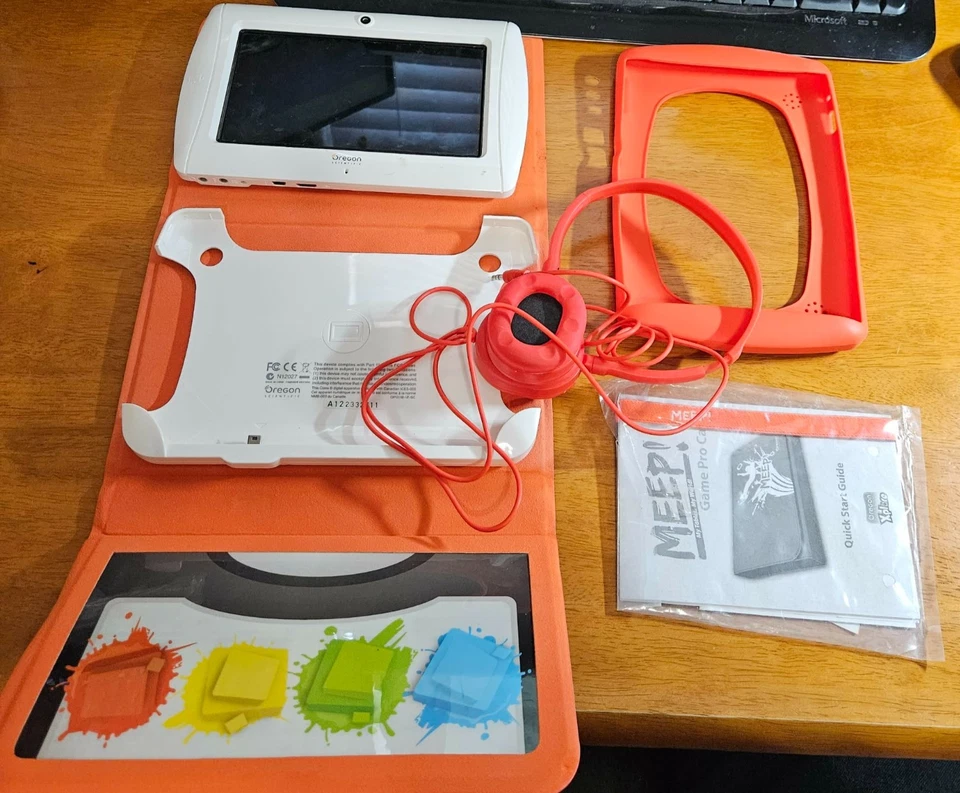 Oregon Scientific Xplore ¡MEEP! Tablet con paquete de accesorios, adaptador. ¡Funciona! Foto 1 de 1