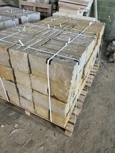 Sandstein Mauersteine 2 Paletten 20x20x40 Sandsteinmauer Trockenmauer gelb weiss - Bild 1 von 7