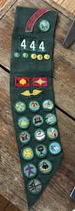Vintage Girl Scout Green Sash patches and Pins 1960's Heritage Council - Picture 1 of 5