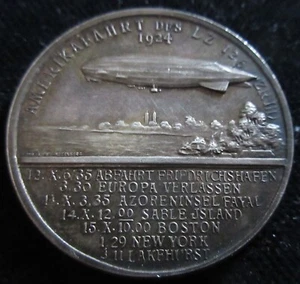 MDS DEUTSCHES REICH MEDAILLE 1924 "ECKENER-AMERIKAFAHRT-ZEPPELIN", SILBER #PS - Picture 1 of 2