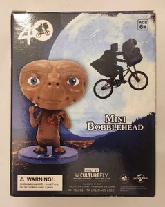 E.T. Extra Terrestrial - Mini Bobblehead - 40th Anniversary Universal - 3.5 in. - Picture 1 of 4