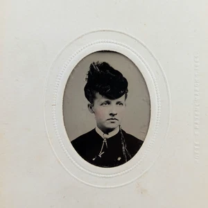 Sombrero de pluma tipo gema de la década de 1860 con marco de papel en relieve A E Alden - Imagen 1 de 5