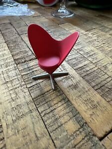 Designer Chair Collection Vol2 Chaise Conique Cœur Rouge