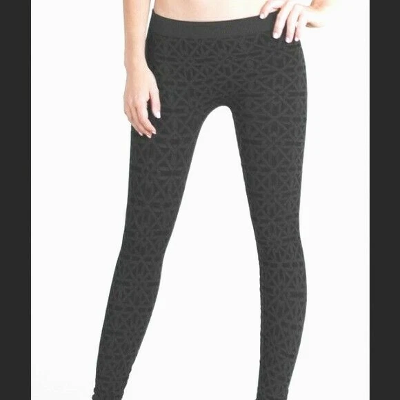 NUEVO Leggings Gris Diseño Geométrico Sin Costuras de Nikibiki Talla Única Foto 1 de 1