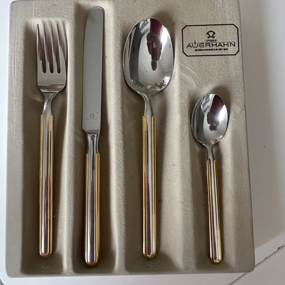 AUERHAHN 18/8 Decora vergoldet BESTECK Tafelmesser Tafelgabel Löffel Neu - Bild 1 von 1