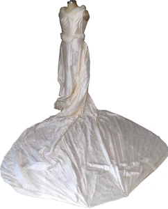 Vestido de novia vintage blanco de 2 piezas sin mangas largo completo ribete de plumas damasco - Imagen 1 de 12