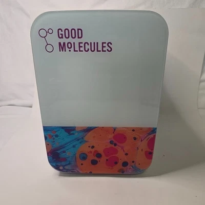 Mini nevera Good Molecules para el cuidado de la piel AEG RKB52512AX Foto 1 de 4