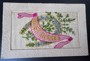 RARE WW1 Embroidered Silk Postcard: Horseshoe: Best Kisses - Picture 1 of 6