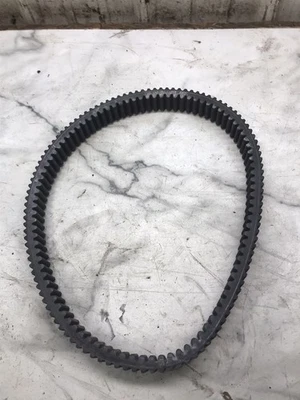 19 Ski-Doo Renegade Adrenaline 900 Ace Turbo 137" correa de transmisión  Foto 1 de 4