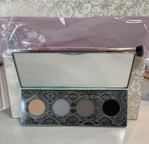 Kit de sombra de ojos Mally Citychick Smokey Eye sin caja y cepillo sellado Mally por todas partes - Imagen 1 de 3