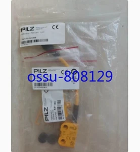 1 PCS NEW IN BOX PSEN CS4.2N 541203 PiLZ safety door switch 541180 - Picture 1 of 3