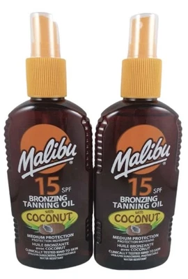 Malibu Tanning Oil SPF 15 Bronzing  with Coconut, 200 ml x 2 - Image 1 of 3