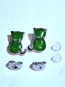 Small 925 Cat Dark Green Fire Opal Stud Earrings (#68) - Picture 1 of 3