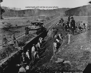 Working on Orange and Alexandria Railroad 8"x 10" Civil War Photo Picture #148 - Picture 1 of 1