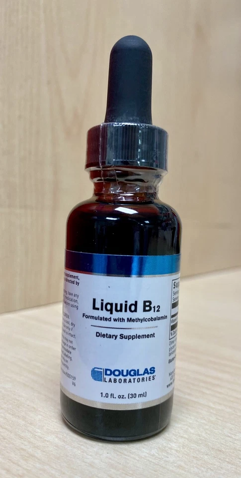 Líquido de laboratorio Douglas B-12 con gotas sublinguales de metilcobalamina 1 fl oz. Foto 1 de 3