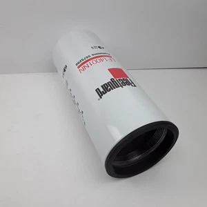 Fleetguard LF14001NN - Engine Oil Filter - 11.81 in. Height, 4.72 in. Largest OD - Picture 1 of 4