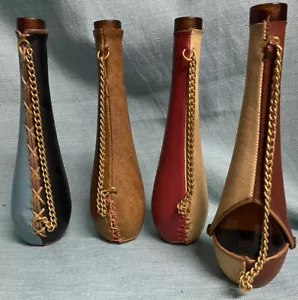 Decantador de Vino Vintage Envuelto Cuero España Vidrio Mango de Cadena Dorado Norleans - Imagen 1 de 6