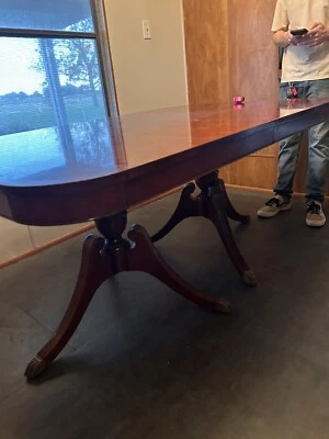 Mesa de comedor doble pedestal caoba Duncan Phyfe - 6 sillas Foto 1 de 4