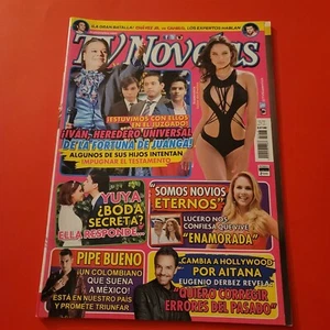 Juan Gabriel Lucero Pipe Bueno Eugenio Derbez Shaila Durcal - Picture 1 of 10