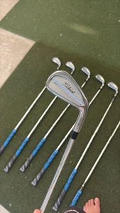 Titleist T200 4-PW Iron Set - Picture 1 of 2
