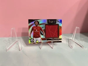 Joshua Zirkzee #JS-JZ Panini Select Premier League Jersey Patch Swatch Card - Bild 1 von 2