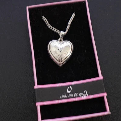 V Initial Monogram Locket Necklace Personalized 16" Metal Heart Love Classy Name - Image 1 of 4