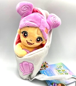Meerjungfrau Puppe (lila Haare) Swaddle Babys Plüschtier 9,5 Zoll Babytragetuch Neu mit Etikett - Bild 1 von 4
