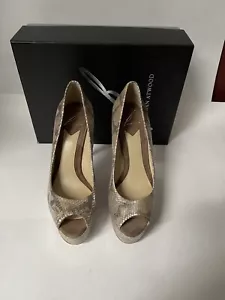 SPLENDIDE scarpe Brian Atwood Bambla in pelle stampa serpente Peeptoe taglia 8,5 -nuove con scatola - Foto 1 di 11