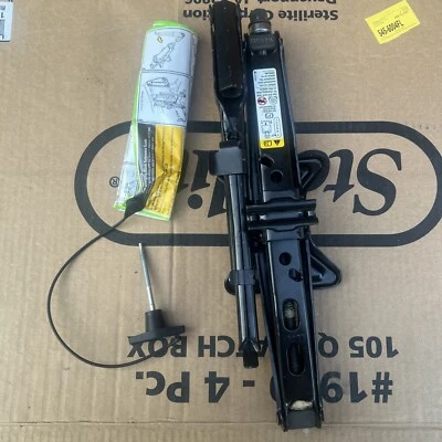 2002-2007 Buick Rendezvous Jack Assembly w/ Lug Wrench - Image 1 of 4