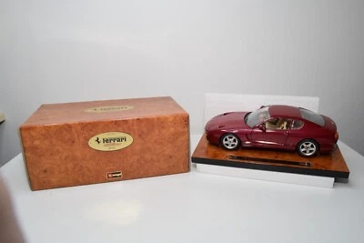 B39 1:18 BBURAGO BURAGO 3746 FERRARI 456GT 456 GT 1992 MET. MAROON NMIB - Photo 1/4