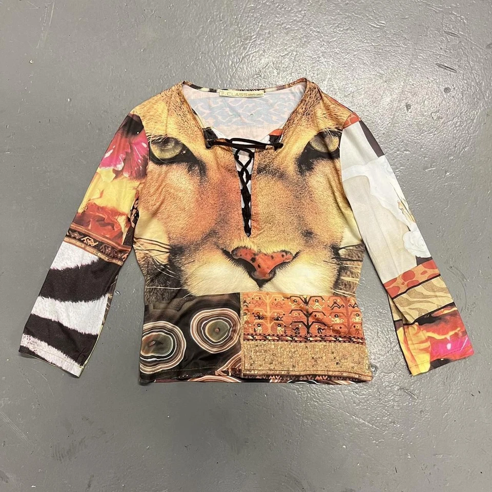 Blusa Vintage Y2K Roberto Cavalli Manga Longa Estampa Animal TAMANHO EU 40, IT 42, EUA 8 - Imagem 1 de 4