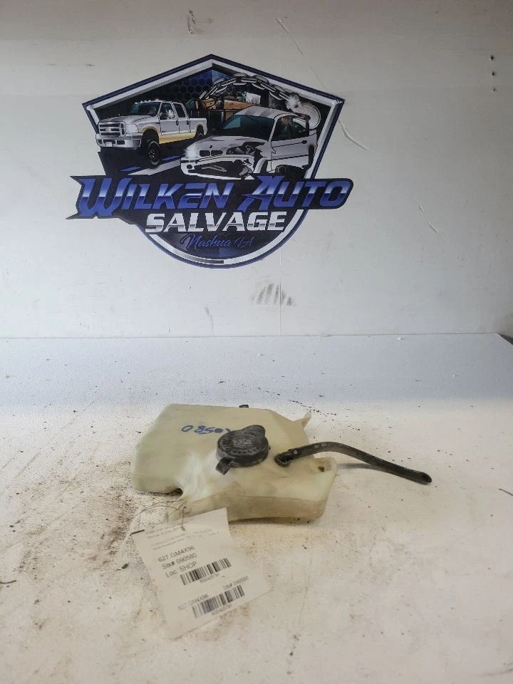 RIVIERA   1996 Wash Reservoir 405791 - Image 1 of 1