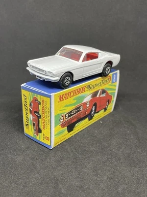 Matchbox Lesney #8 personalizado Ford Mustang en blanco ruedas SF caja repro Foto 1 de 4