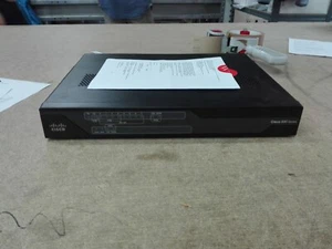 Cisco C897VA-M-K9 897 annexe M - Photo 1/3