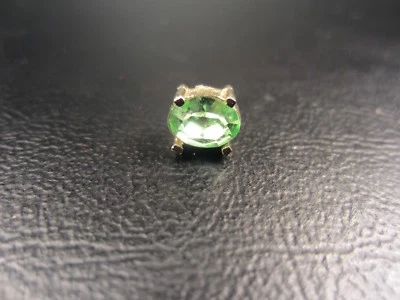 Винтажный зеленый цвет стекла желтое золото покрытием галстук Tac или лацкан булавка - Изображение 1 из 3