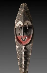 Old Papua New Guinea Yam Mask - PNG Mask Wall Hanging Mask - Ceremony Mask - Picture 1 of 17