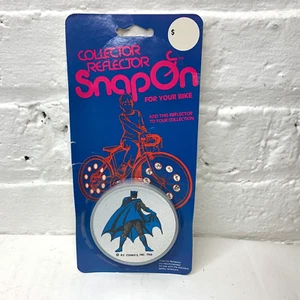 VINTAGE BATMAN SNAP ON BIKE REFLECTOR SUPERFRIENDS RARE DC JLA NEW 1978 - Picture 1 of 3