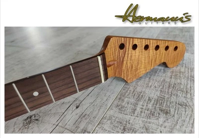 ST Roasted Curly Flamed Maple Neck mit Pau Ferro Fretboard, Nitro Satin, STFM-03 - Bild 1 von 4