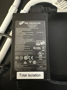 FSP GROUP FSP120-REBN2 AC Adapter 100-240V 19V 6.32A Power Supply - Afbeelding 1 van 9