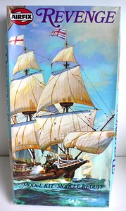 KIT AIRFIX  SÉRIE 8    VAISSEAU REVENGE   BOITE  50x26 cm  COMPLET 1980 - Picture 1 of 8