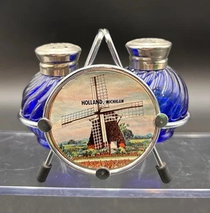 Vintage Holland Michigan Souvenir blau Glas Salz und Pfefferstreuer - Bild 1 von 7