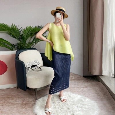 Pleats Please Issey Miyake Fabric Pleated Skirt , Denim Fabric /Cut Out Design - Image 1 of 4