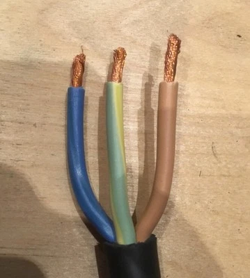 EV Tough Rubber flex Cable 6mm Black Tri-Flex  Per M 3 Core Cooker Hobs HO7RNF - Image 1 of 3