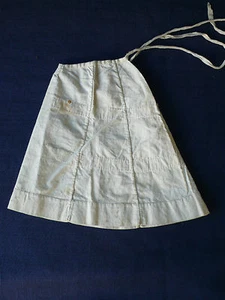 JUPON ANCIEN DE POUPÉE ANCIENNE DE MODE OU PARISIENNE AVEC TRAINE FIN XIXème - Picture 1 of 3