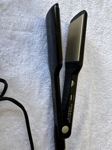 piastra per capelli ferro piatto - Foto 1 di 4