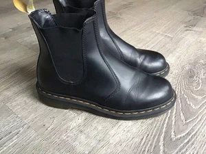 Dr. Doc Martens Vegan Black Pull on Chelsea 2976 Boot Women’s Size EU 41 / US 9 - Picture 1 of 12