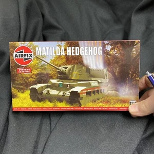 Airfix 1:76 Matilda Hedgehog Plastic Model Kit A02335V - Picture 1 of 9